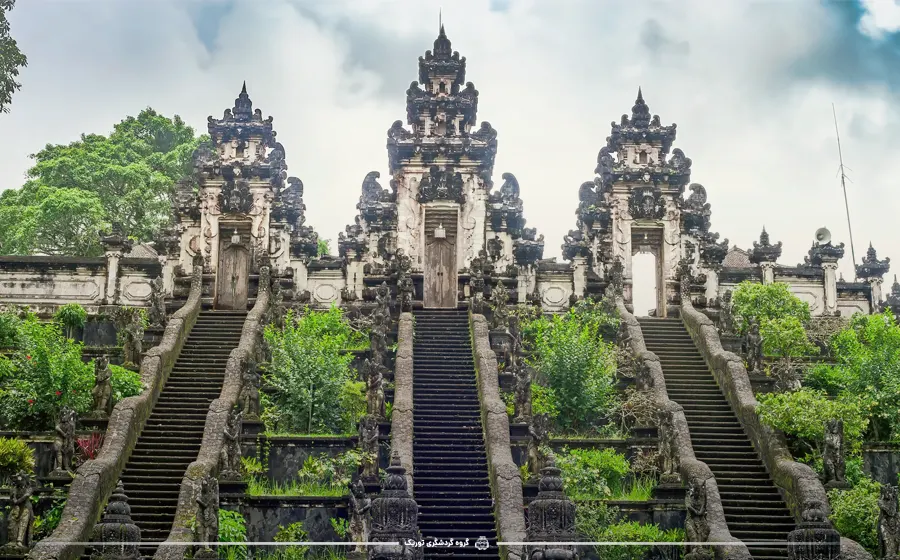 معبد پورا لوهور - جاذبه های گردشگری بالی