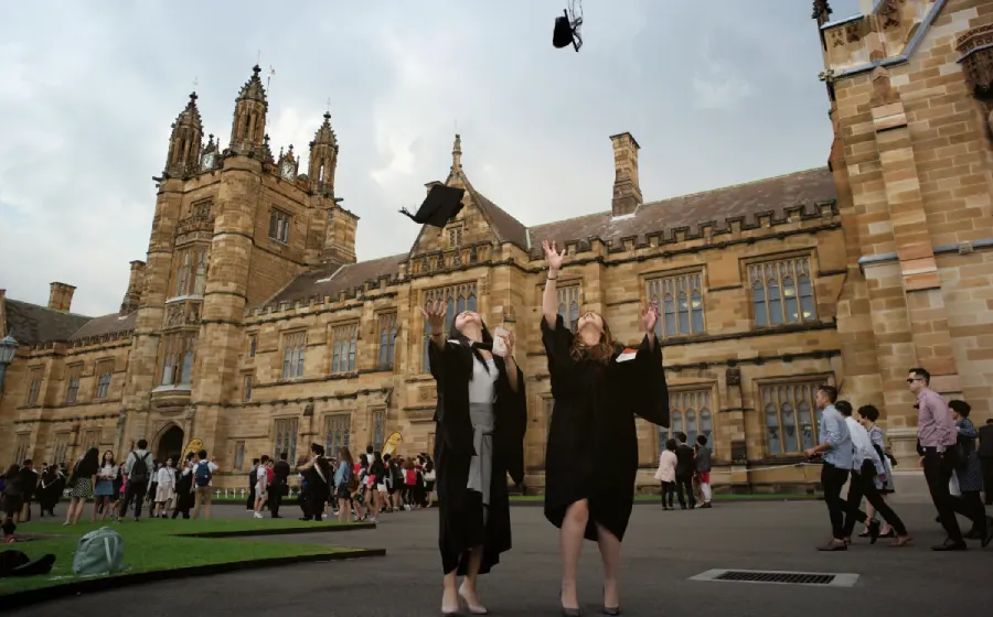 بهترین دانشگاه‌های استرالیا: درخشش آموزش و تجربه‌