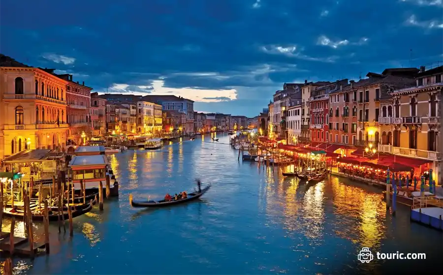گراند کانال ، ونیز Grand Canal in Venice - جاذبه‌های دیدنی ایتالیا