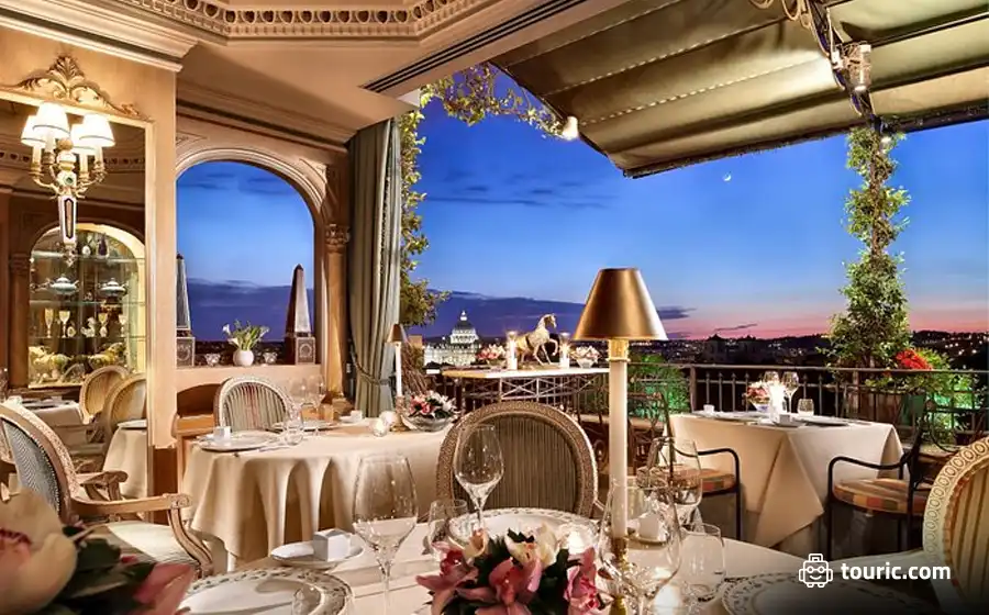 هتل اسپلندید (Hotel Splendide Royal) - هتل‌های ایتالیا