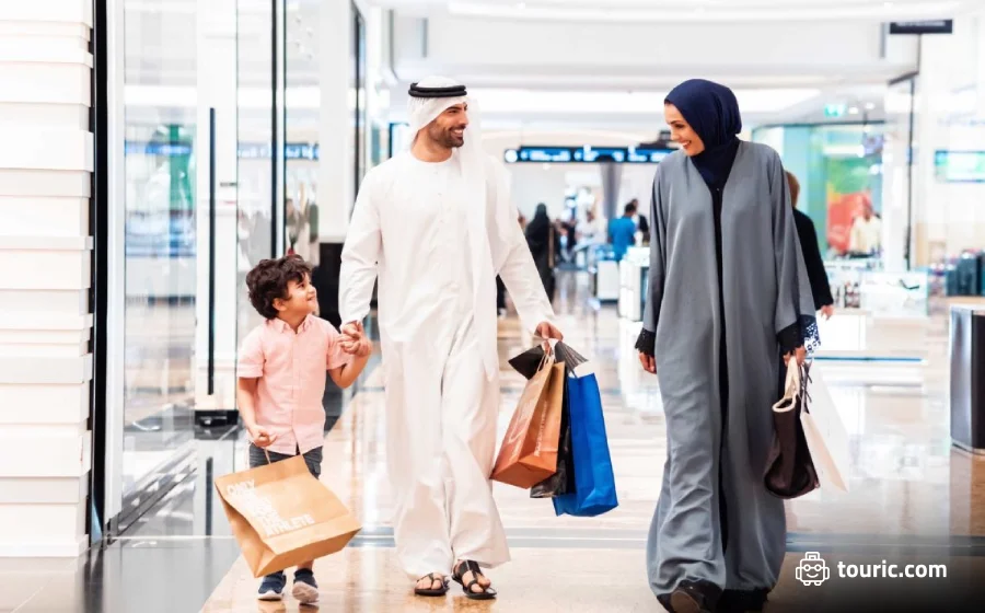 دبی یا عمان، کدام یک برای خرید بهتر است؟
