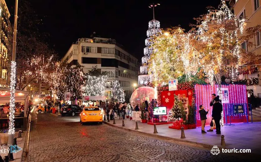 شلوغ‌ترین محله‌های استانبول در کریسمس