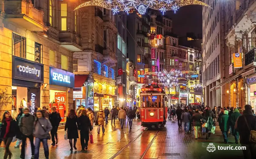 زندگی شبانه در آنتالیا و استانبول