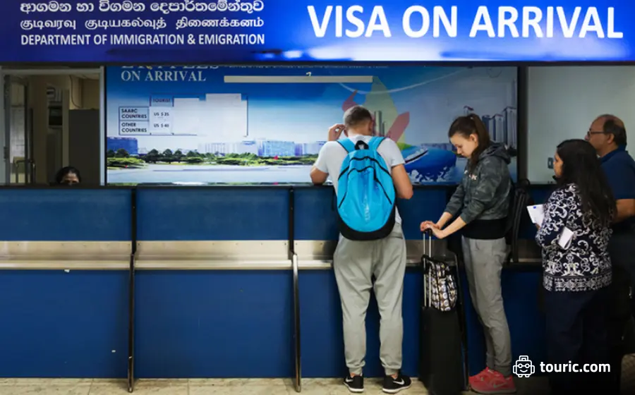 کشورهایی که ویزای فرودگاهی را برای ایرانیان صادر می کنند