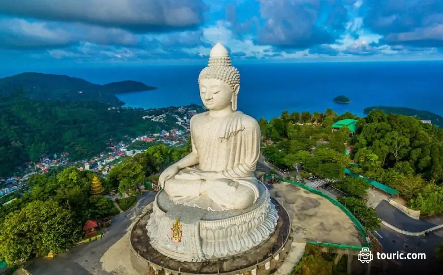 مجسمه بزرگ بودا (Big Buddha Statue)