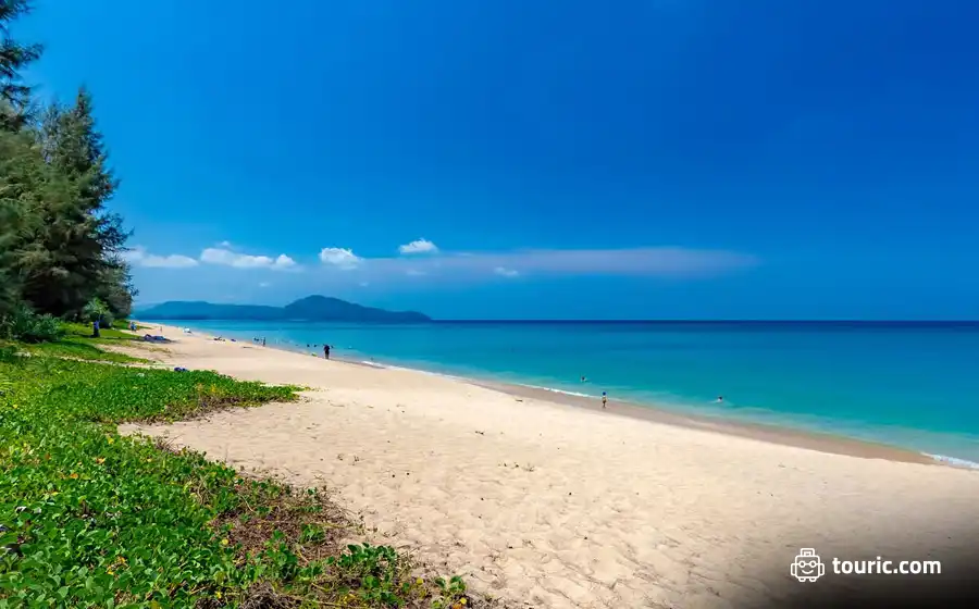 ساحل مای خائو (Mai Khao Beach)