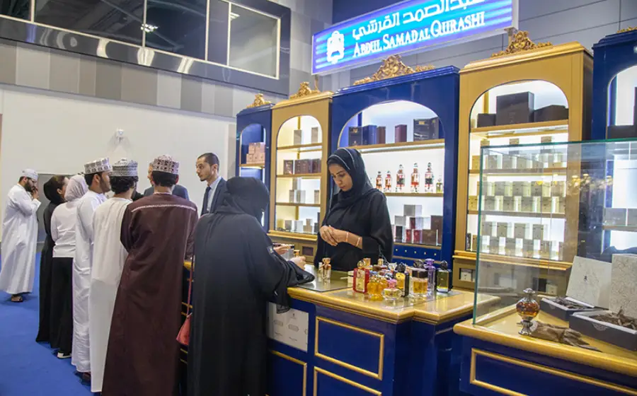 نمایشگاه عطر عمان (Light Oman Perfume Show)